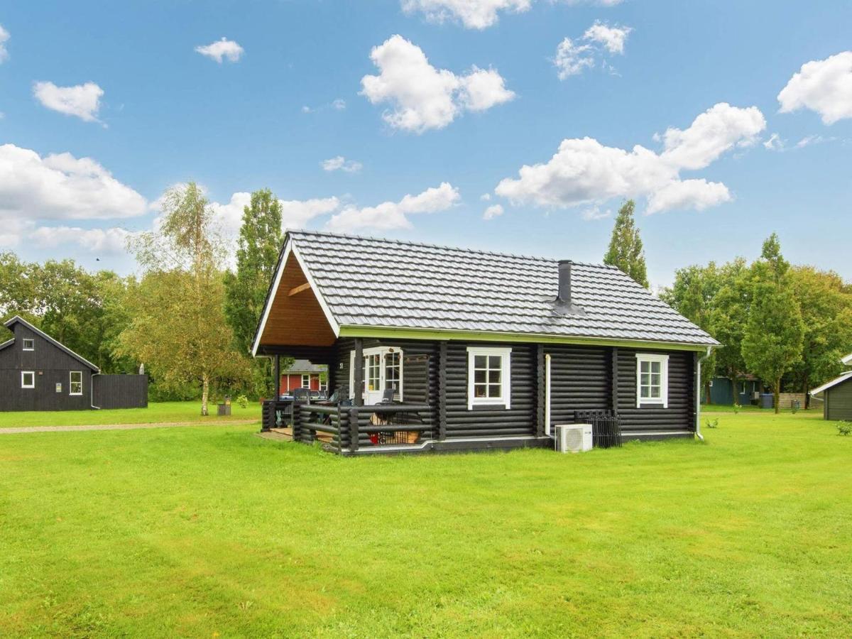 4 Person In Holiday home *